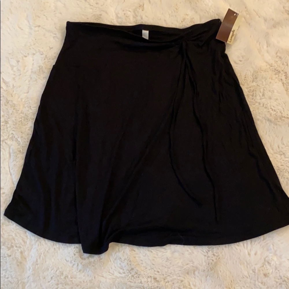 NWT loveappella Skirt - Picture 1 of 2